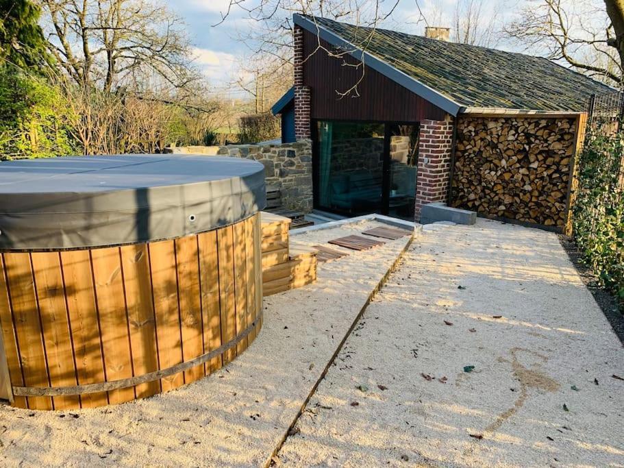 オベル Tynil Saint Jean: Renovated Old Barn + Nordic Bathヴィラ エクステリア 写真